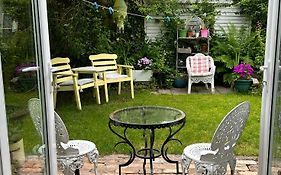 Garden Snug